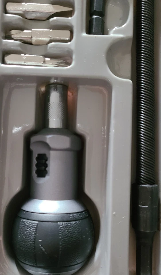 Star Case Flexible Screwdriver Set New Open Box - Image 4 of 4