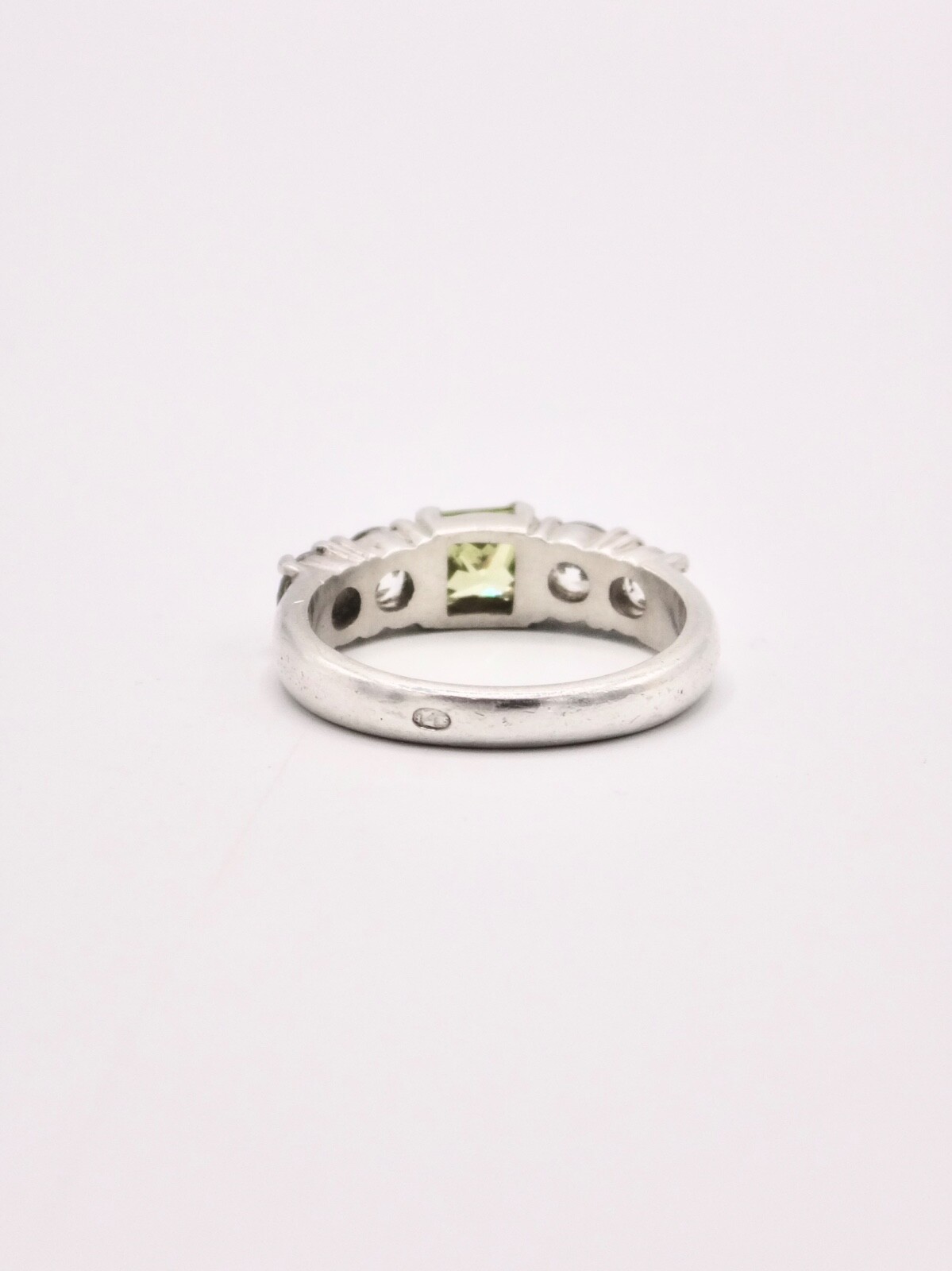 Solid Silver Ring Set with Peridot and Zircons - image 7
