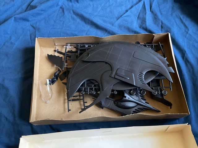 Factory AMT ERTL Batman Batwing 1990 Model Kit 6970 1/25 B14 for sale ...