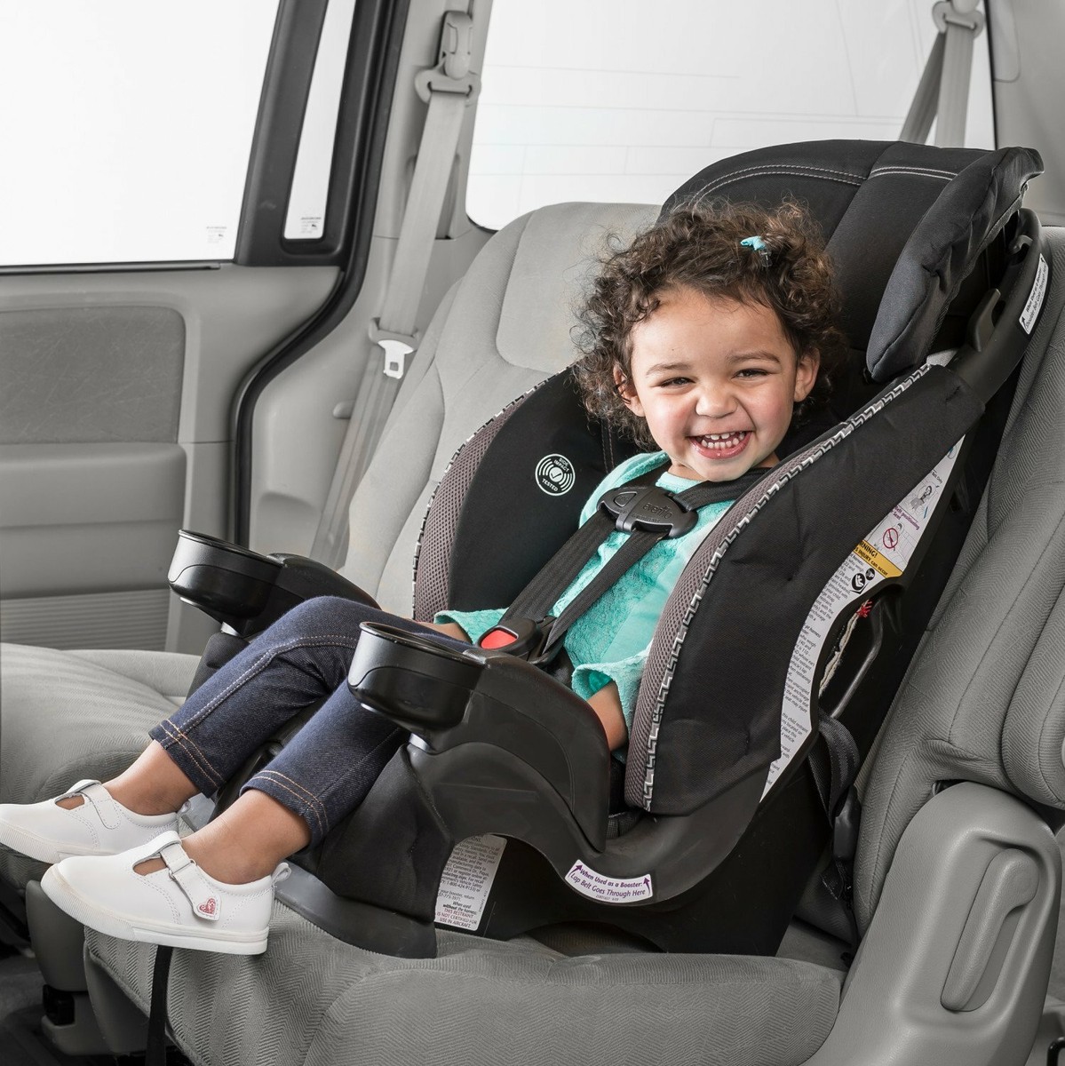 Evenflo Chase Sport Harnessed Booster Car Seat, Jayden, Pink