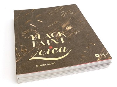 Buch Black Paint Leica von Douglas So mit 395 Seiten 200 seltener Leica Modelle