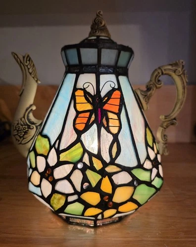 Vintage Tiffany Style Stained Glass Teapot Accent Tabletop Lamp