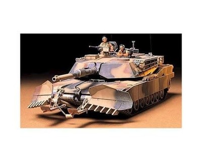 TAM35158 1/35 US M1A1 W/MINE PLOW PLASTIC MODEL KIT
