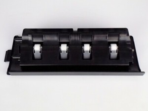 HP Ersatzteil: Gehäuse Teil mit Rollen Papier Führung für LaserJet Pro M476dn