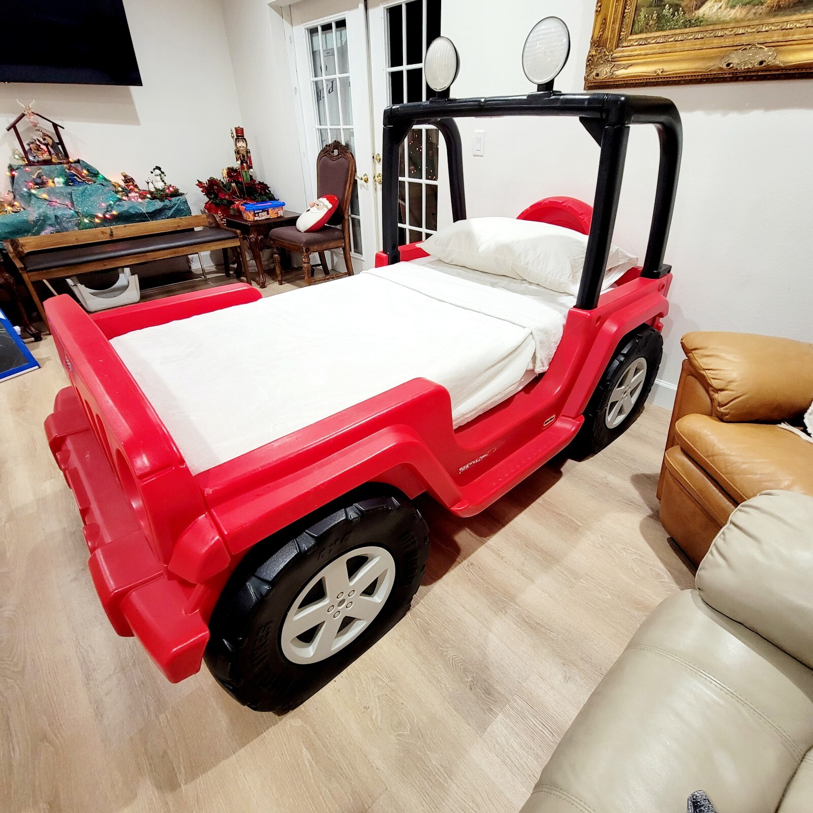 Vintage Jeep Wrangler Toddler to Twin Convertible Bed Red Lights Up