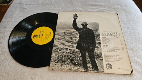 SPIRIT THE FAMILY THAT PLAYS TOGETHER Z1244014 ODE GATEFOLD VINYL LP RECORD - Picture 2 of 2