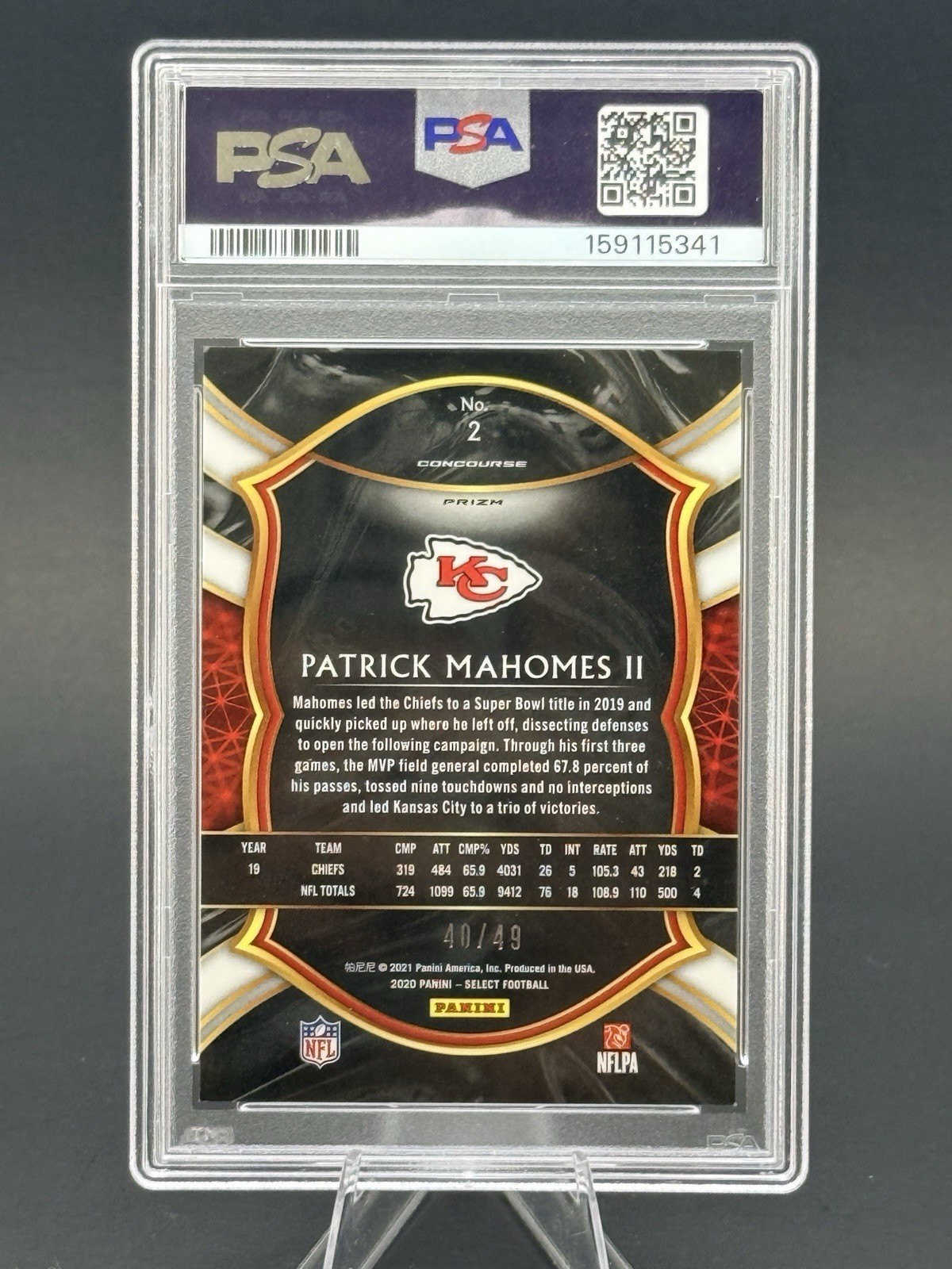 2020 Panini Select Concourse Patrick Mahomes II #2 Red Disco Prizm /49 PSA 9 view 3