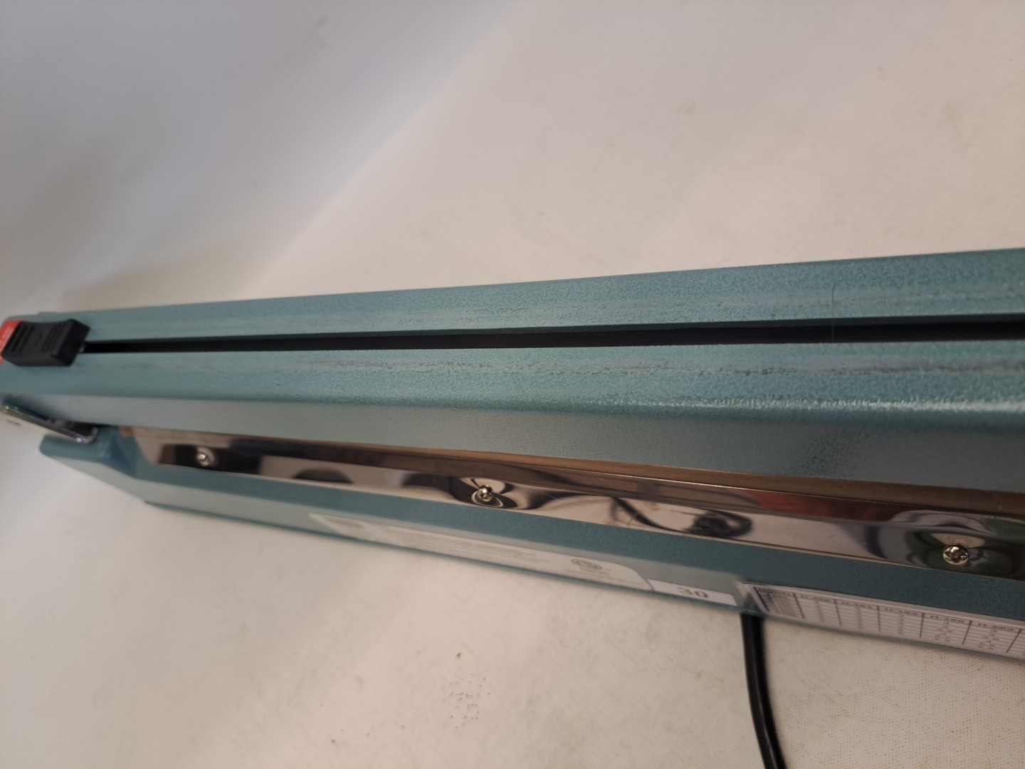 ULINE H-963 16" Impulse Sealer with cutter  USED