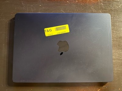 Apple MacBook Air 13'' A3113 M3 Chip 8GB RAM 256GB SSD Midnight