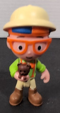 Jazwares Blippi Blind Figure Z is for Zookeeper holding baby bear 2 3/4" Tall