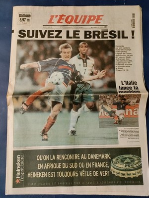 TEAM VON FRANKREICH WELTMEISTERSCHAFT 98 / JOURNAL L'EQUIPE 18. JUNI 1998