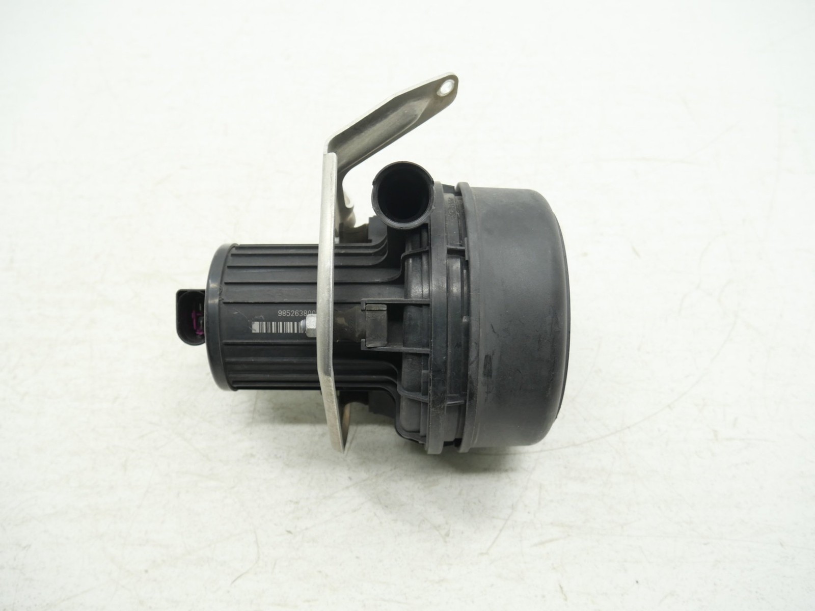 Audi R8 2007-2012 RIGHT Secondary air pump P/N 420906601