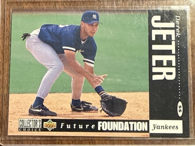 1994 Upper Deck Collector's Choice - Future Foundation Derek Jeter #644...