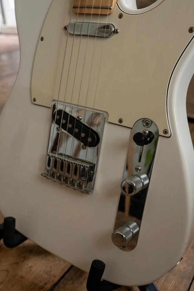 Fender Telecaster Electric Guitar – Polar White– Good Condition - (2022), photo 3 of 5