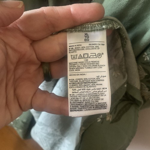 Neu mit Etikett Old Navy Kleid mit geraffter Taille grün Blockdruck Größe XL hat Taschen!  - Bild 11 von 12