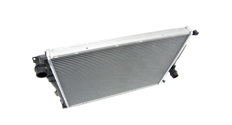 PREMIUM RADIATOR FOR BMW E46 3 SERIES AUTO/MANUAL 320i 4/6 CYLINDER 1998-2005 - image 3 of 3