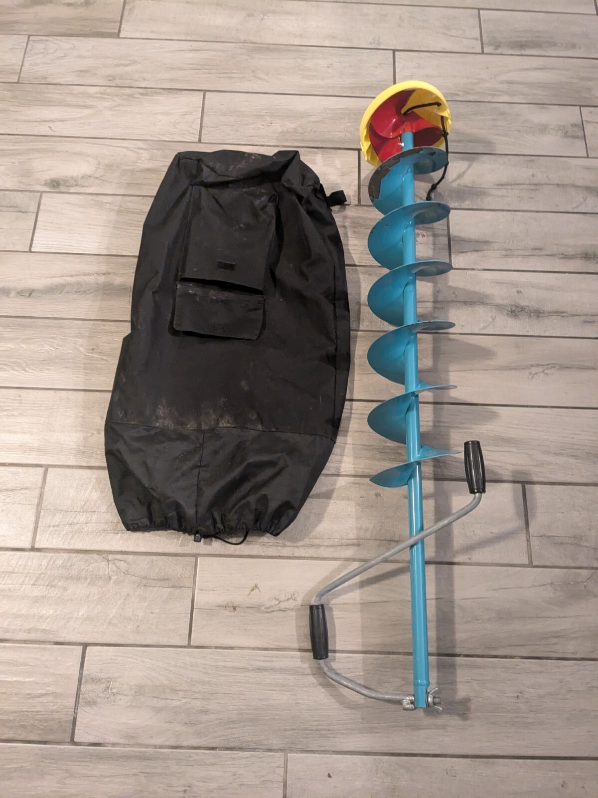 Arctic Trekker Nils Auger Cover Nils Master Folding Hand Auger 2025