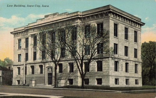 Postcard Law Building Iowa City Iowa IA DB - Picture 1 of 2