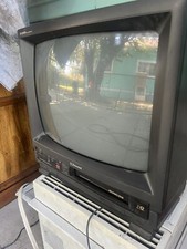 Vintage 1992 Emerson VT1320N 13  TV/VCR Television- TV Tested- VHS Untested