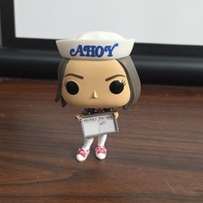 Figura Funko Pop Vinilo Televisión Stranger Things ROBIN Scoops Ahoy #922 