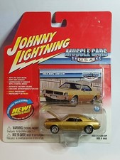 2003 Johnny Lightning Muscle Cars USA 1968 AMC Javelin gold
