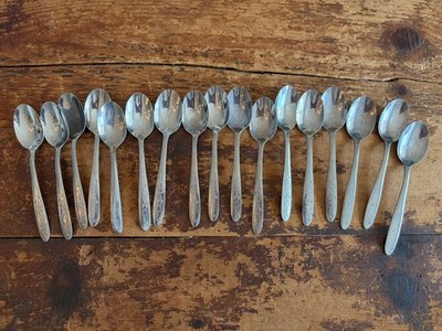 17 Sears Roebuck WOOD DALE Stainless TEASPOONS Sunflower Floral USA Flatware