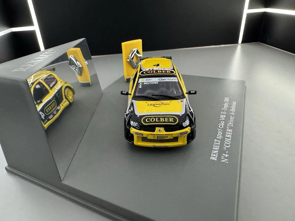 1/43 Universal Hobbies Renault Sport Clio V6 2 Trophy 2003 Colber (H) - Photo 4/4