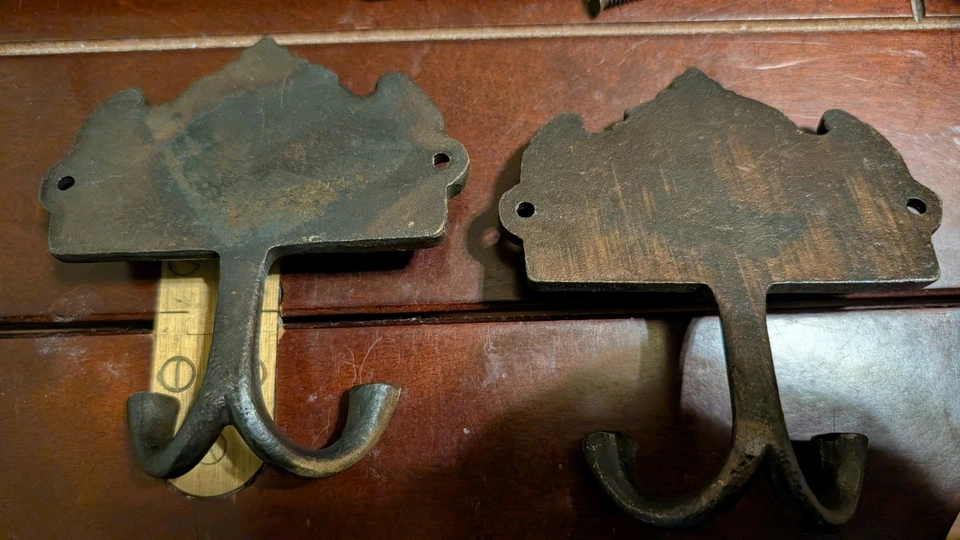 Ladies & Gents Bathroom Door Hooks Antiqued Finish Victorian Cast Iron (034) - Image 4 of 4