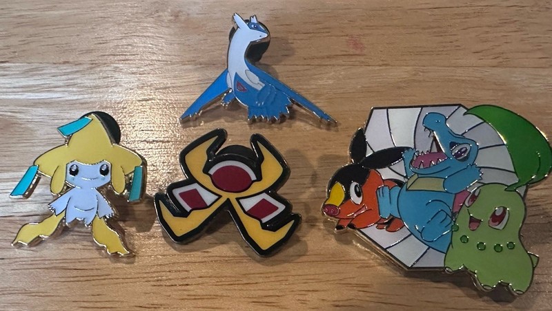 Lot of 4 Official Pokémon Pins TCG pins! Various Pins #11
