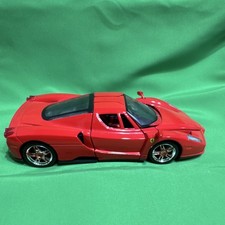 Maisto Ferrari Enzo 1:24 Diecast Car Red Black Opening Doors