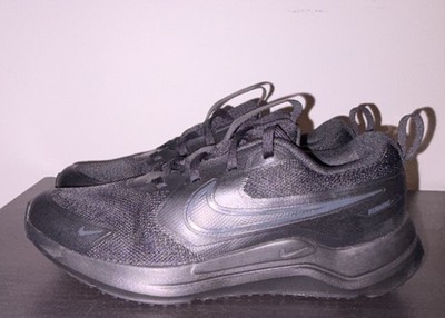 Nike Youth 4.5 Running Sneakers Black Mesh Upper Lace Up Rubber Sole Low Top