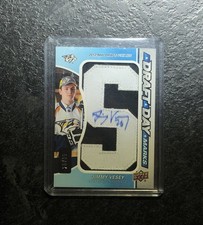 2016-17 SP Game Used Draft Day Marks Jimmy Vesey Rookie Auto /35