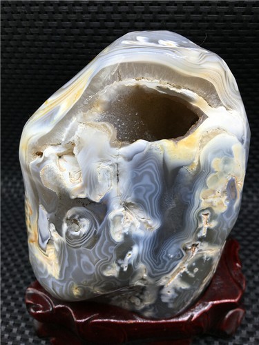 2100g Natural agate crystal pore rough grinding sample +stand U386 - Picture 1 of 12