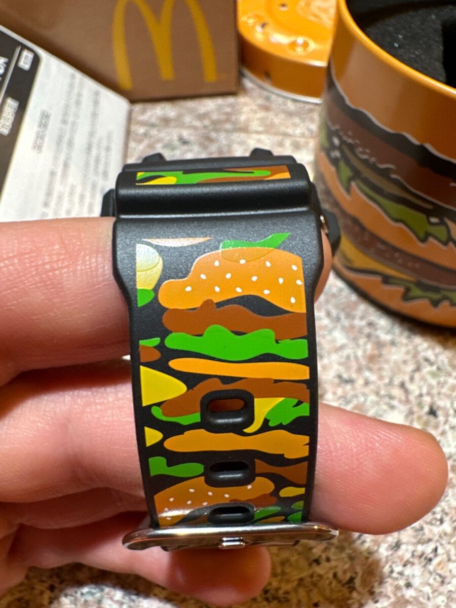 New Casio G-SHOCK X McDonald s Big Mac 50th Dw-6900fs dw6900 New Casio G-SHOCK X McDonald s Big Mac 50th Dw-6900fs dw6900