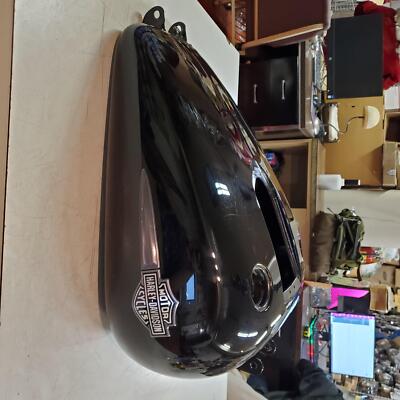 Harley-Davidson FXD Dyna Wide Super Fatbob Custom Defender Fuel