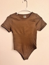 OQQ Brown Short Sleeve One Piece Bodysuit Solid Opaque Women's Size S