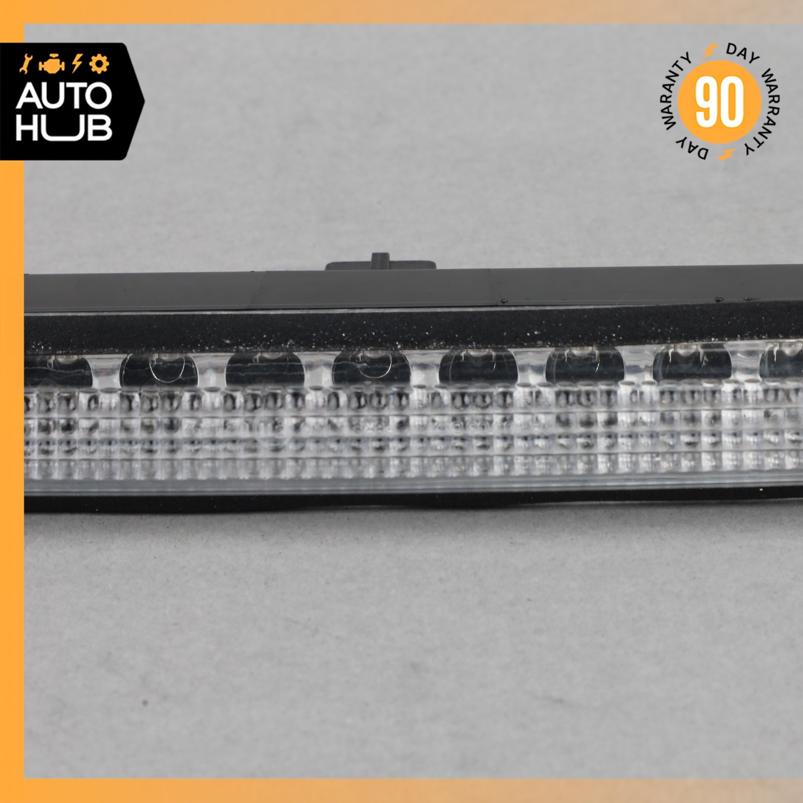 05-16 Aston Martin DB9 3rd Third Brake Stop Light Lamp 8D3313N408AC OEM 22k
