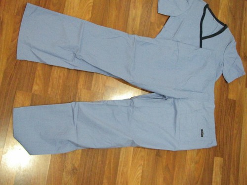 NEW! MEDICAL / NURSING SCRUBS SET UNIFORMS IN BLUE TOP & PANTS SCRUB XS XSMALL - Picture 4 of 5