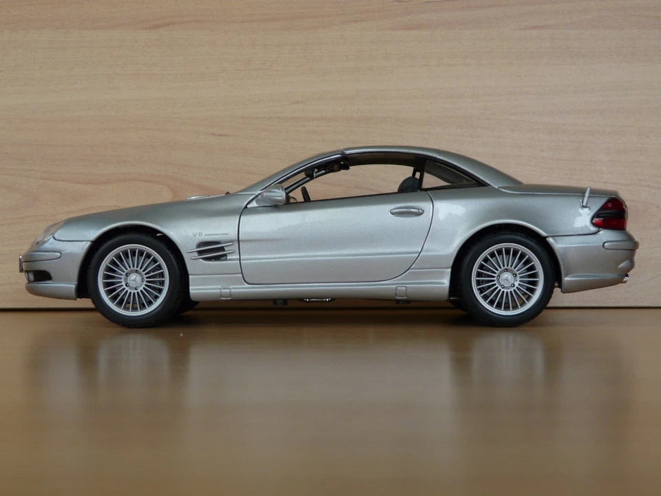 Mercedes SL55 AMG R230 - Maisto - 1/18 - Photo 2/4