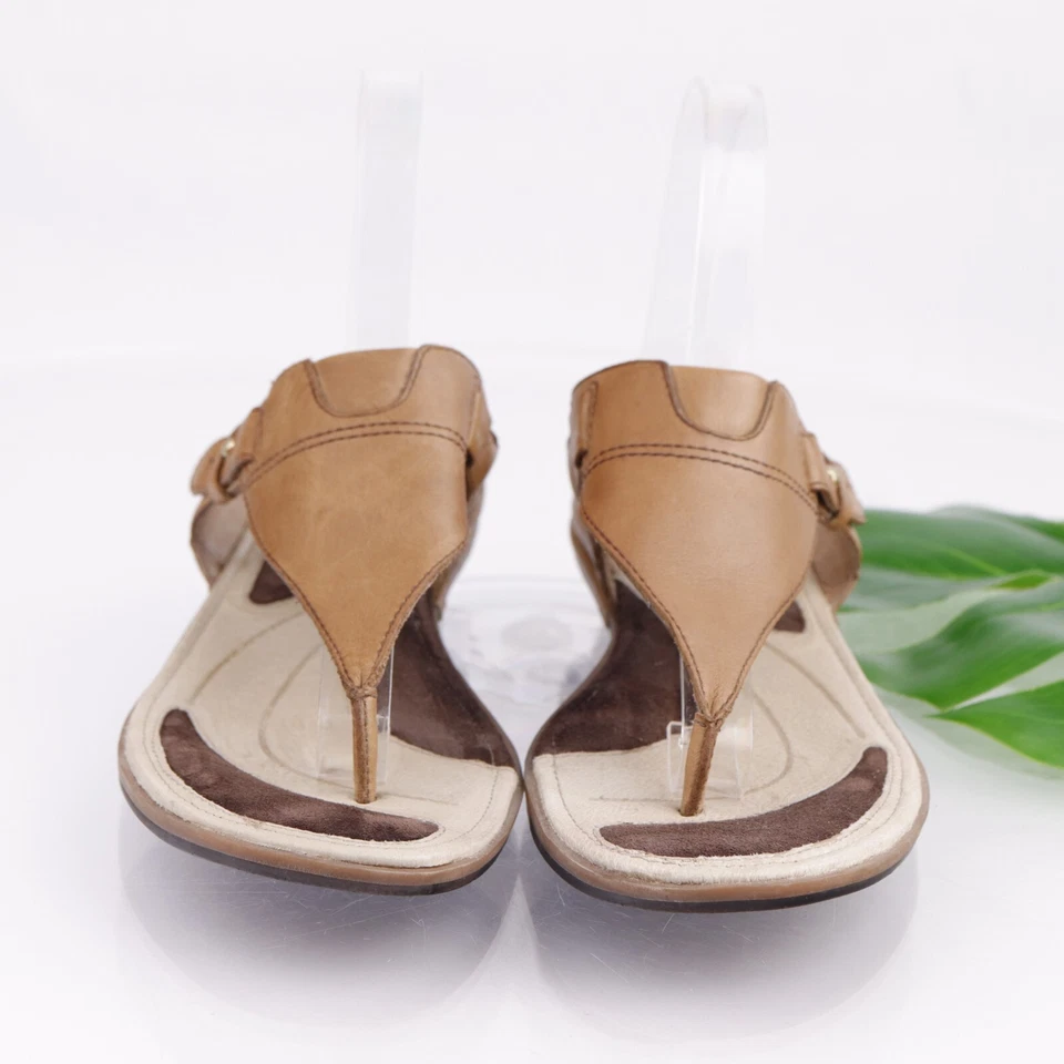 Sandalia Patagonia Addie Tri para Mujer Talla 7 Bellota Cuero Tostado Tanga Deslizable Exterior Foto 3 de 4