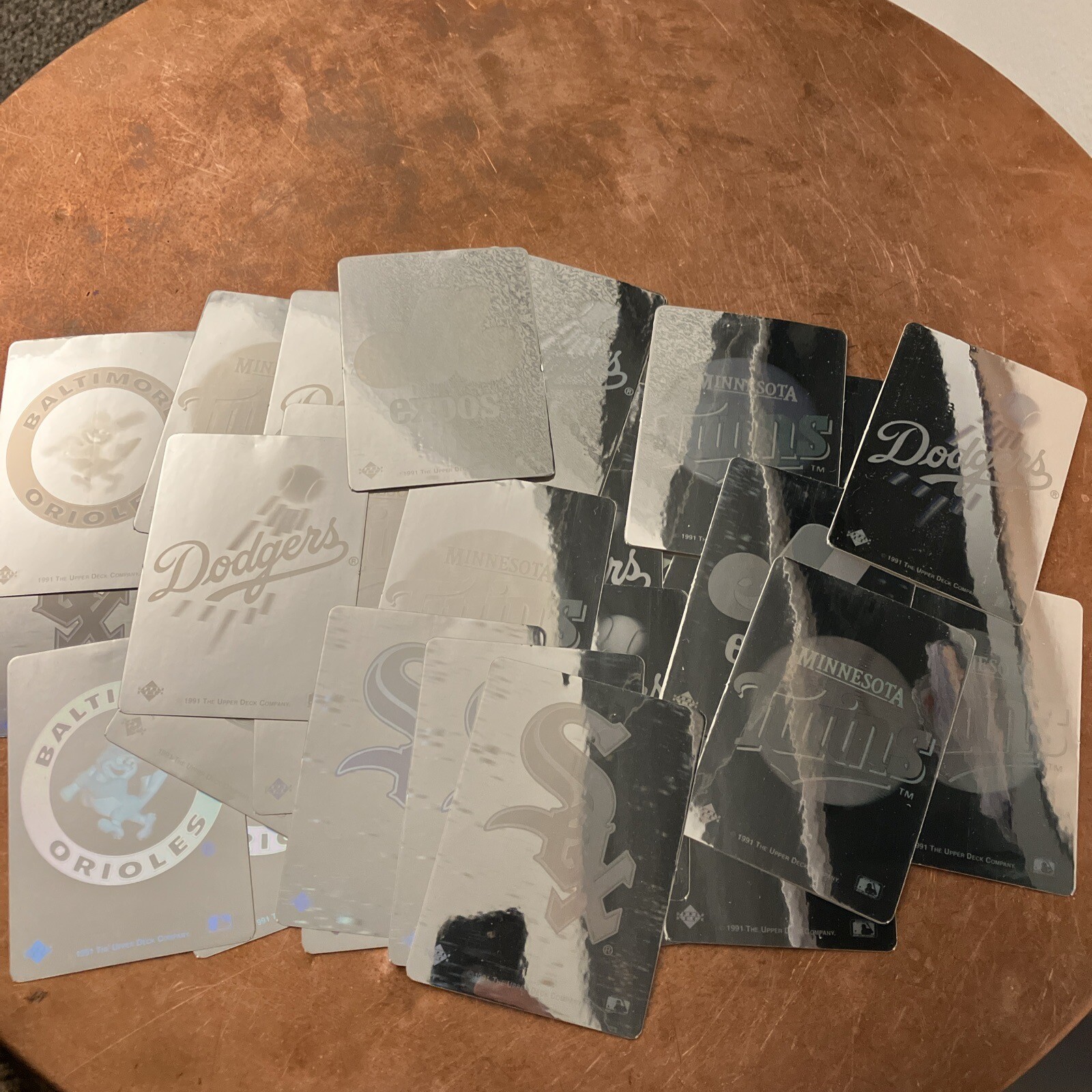 1991 Upper Deck Major League Baseball Team Logo 3D Hologram Stickers