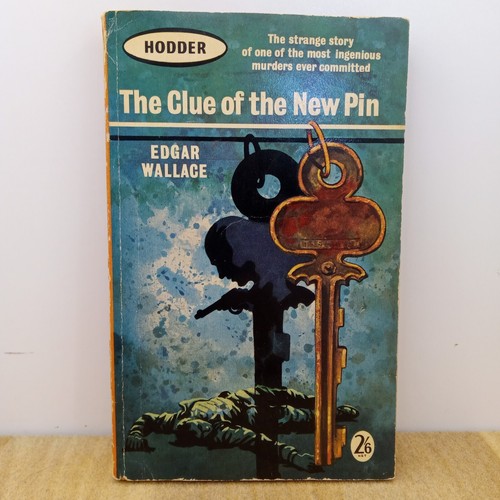EDGAR WALLACE "THE CLUE OF THE NEW PIN" AND "THE TRAITORS GATE" PAPERBACK BOOKS - Picture 6 of 9