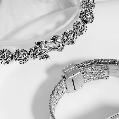 Damen Metallarmband & Armband für Apple Watch 38mm/40mm/41mm/42mm (Series 10) - Bild 6 von 15