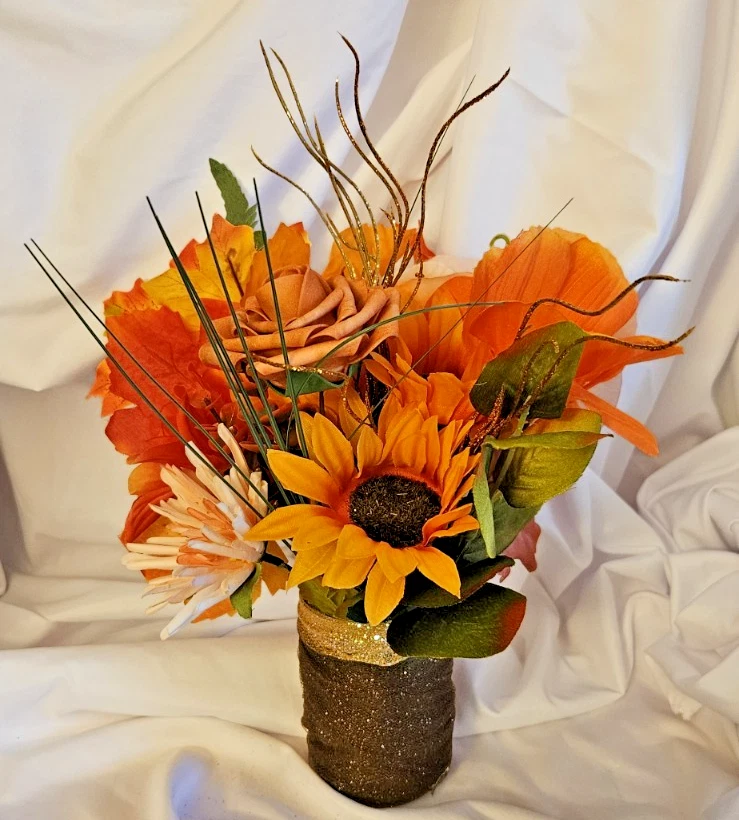  artificial flower arrangement A2 - Image 2 of 4