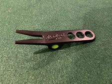 Stacked Golf Divot Pivot Tool Stamped Aluminum - Black Green Brand New