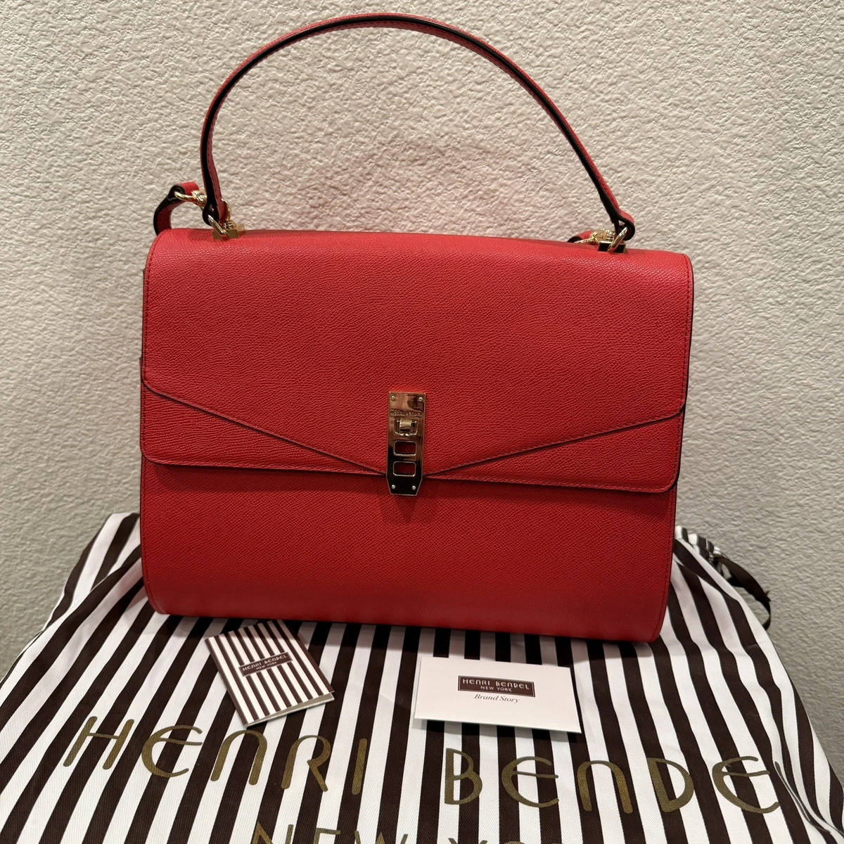 Henri Bendel Oxblood large Jetsetter Like New EUC Henri Bendel Faux Leather Shoulder Bags for Women | Mercari main image 2