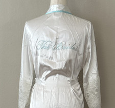 Linea Donatella Women's Sz S/M Ivory Bride Embroidered Lace Satin Wrap Robe