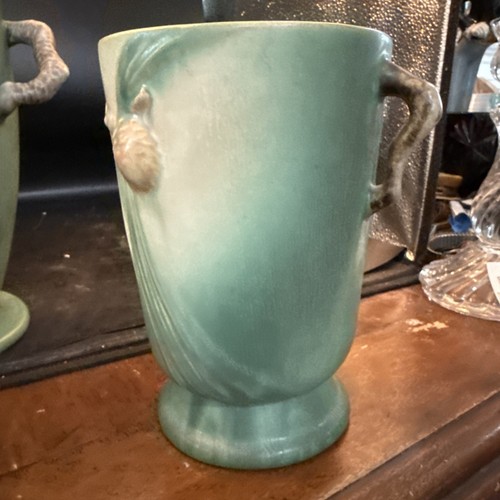 Group Of 2 Roseville Green Pinecone Vases Larger Is 847-9 - Picture 6 of 15