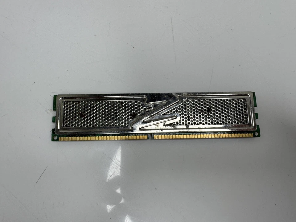 OCZ Platinum SLI-Ready Edition 1GB DDR2-1066 Black PCB OCZ2N10662GK - Image 4 of 4