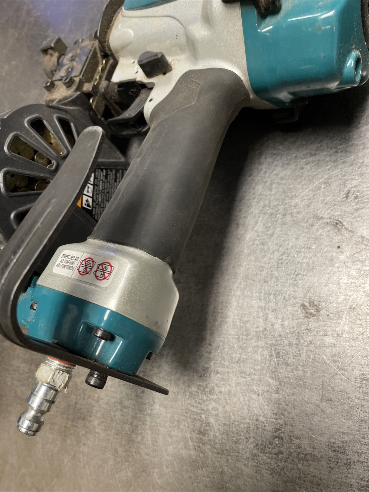 Makita 1-3/4" Adjustable Pneumatic Roofing Coil Nailer Nail Gun AN45 (A09008506)